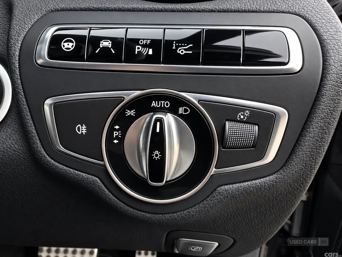 Mercedes-Benz C-Class , Petrol, 2015, Black