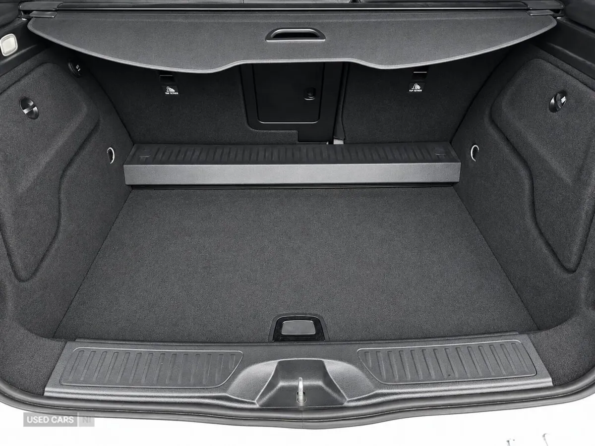 Mercedes-Benz B-Class , Petrol, 2015, White