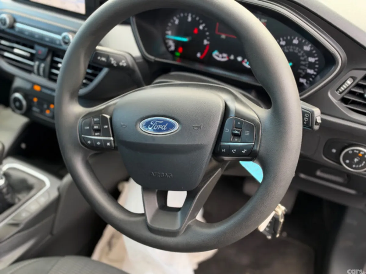 Ford Focus Hatchback, Diesel, 2019, Black