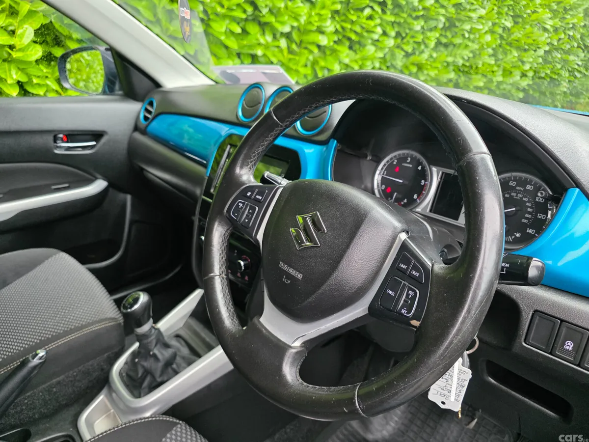 Suzuki Vitara SUV, Diesel, 2015, Black