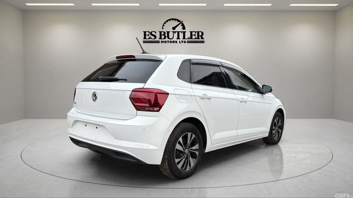 Volkswagen Polo Hatchback, Petrol, 2019, White