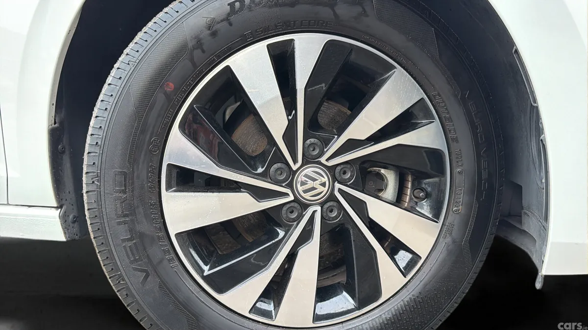 Volkswagen Polo Hatchback, Petrol, 2019, White