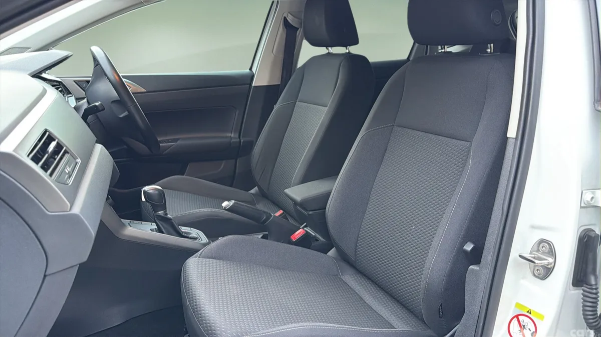 Volkswagen Polo Hatchback, Petrol, 2019, White