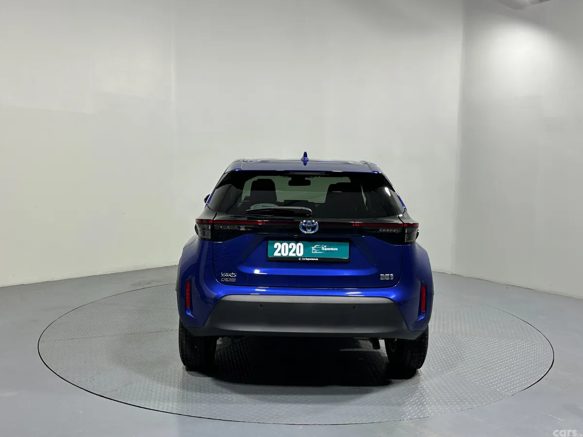 Toyota Yaris Cross Hatchback, Petrol Hybrid, 2020, Blue