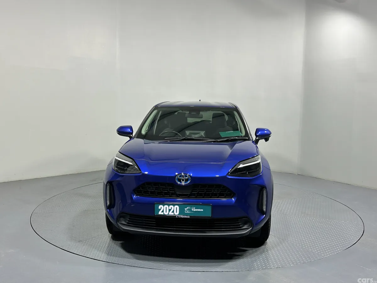 Toyota Yaris Cross Hatchback, Petrol Hybrid, 2020, Blue