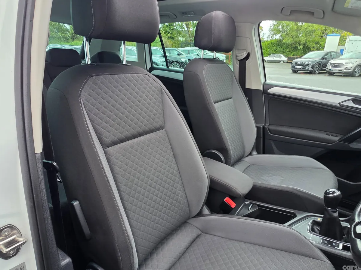 Volkswagen Tiguan SUV, Diesel, 2017, White