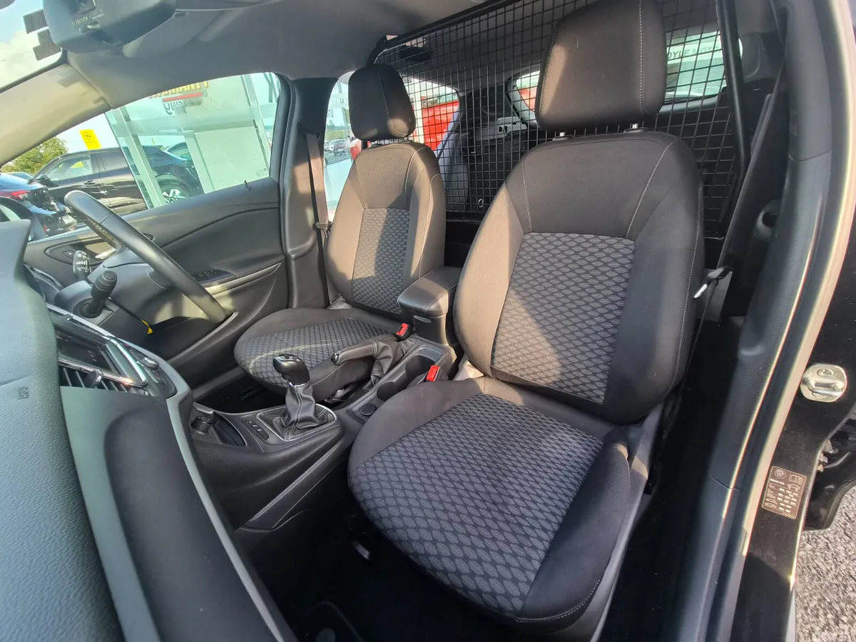 Opel Astra Van, Diesel, 2022, Black