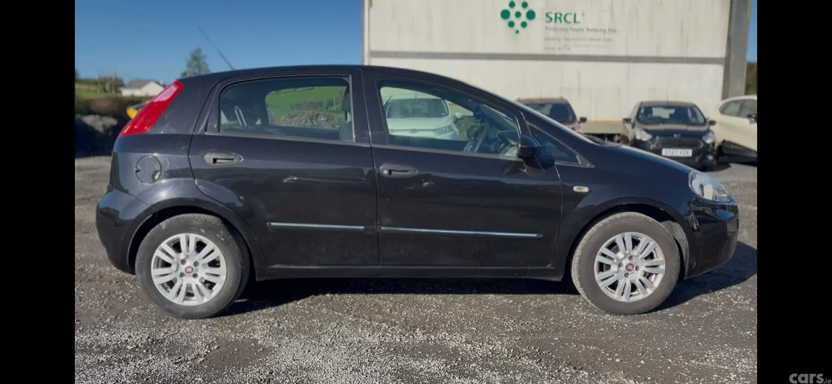 Fiat Punto Hatchback, Petrol, 2016, Black