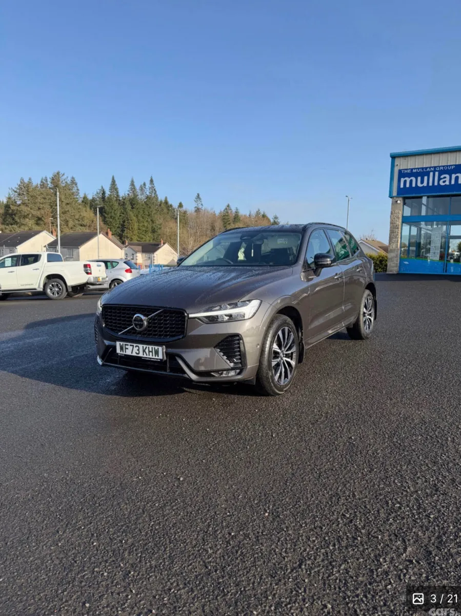 Volvo XC60 SUV, Diesel Hybrid, 2023, Grey