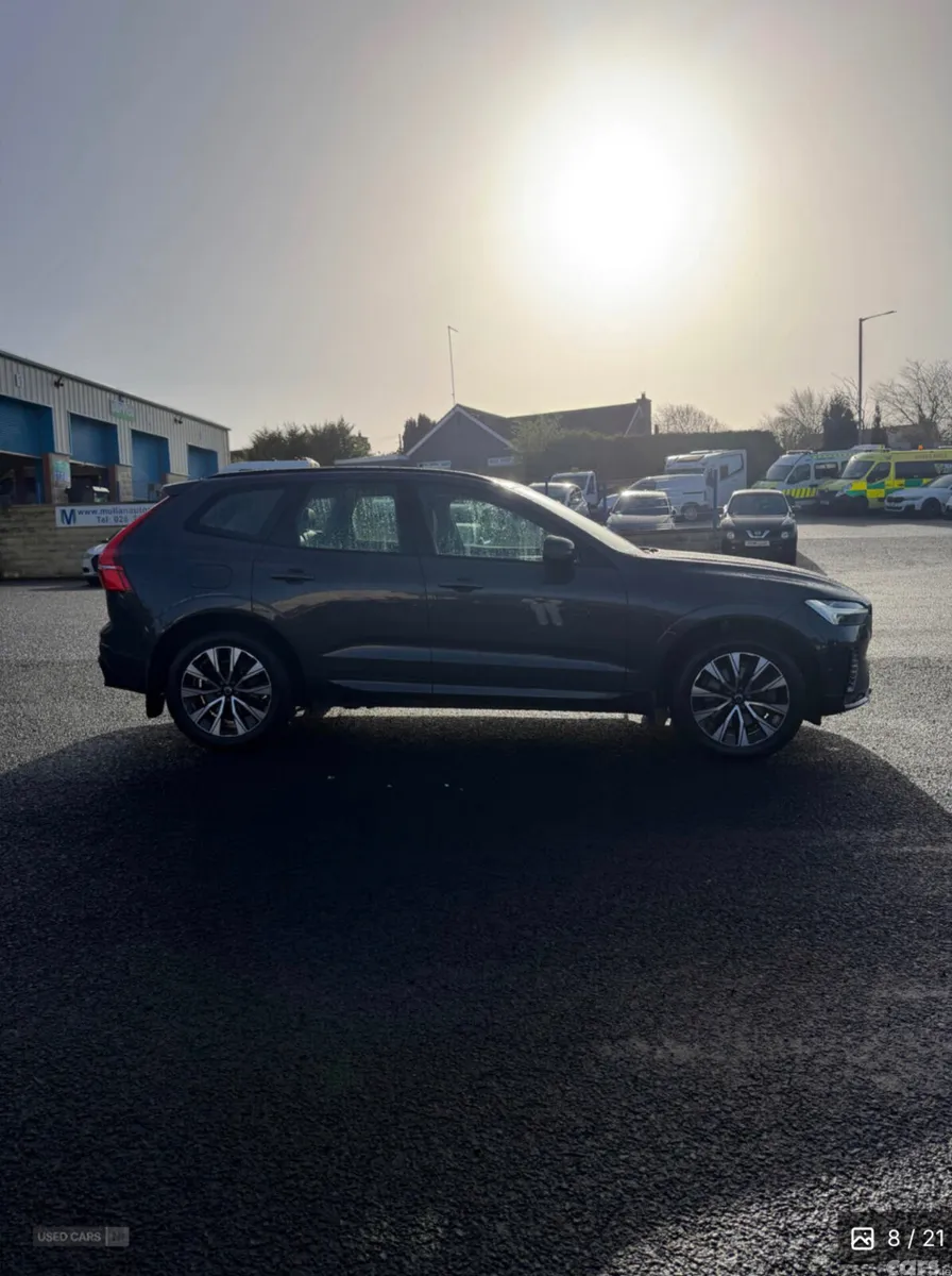 Volvo XC60 SUV, Diesel Hybrid, 2023, Grey