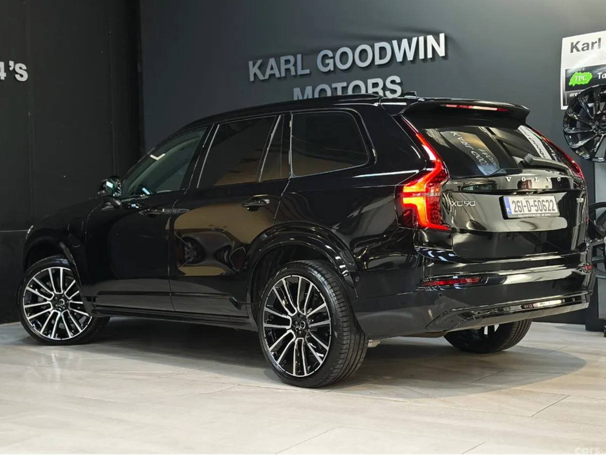 Volvo XC90 SUV, Petrol Plug-in Hybrid, 2026, Black