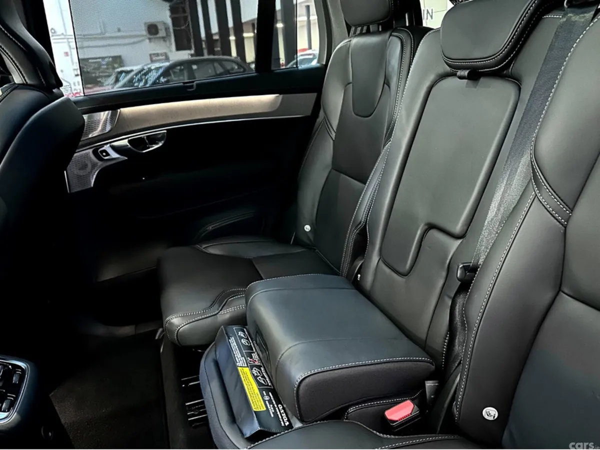 Volvo XC90 SUV, Petrol Plug-in Hybrid, 2026, Black