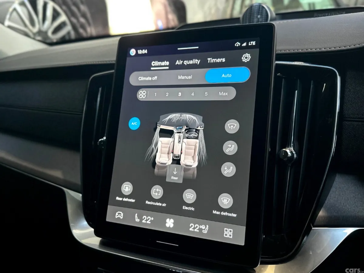 Volvo XC90 SUV, Petrol Plug-in Hybrid, 2026, Black