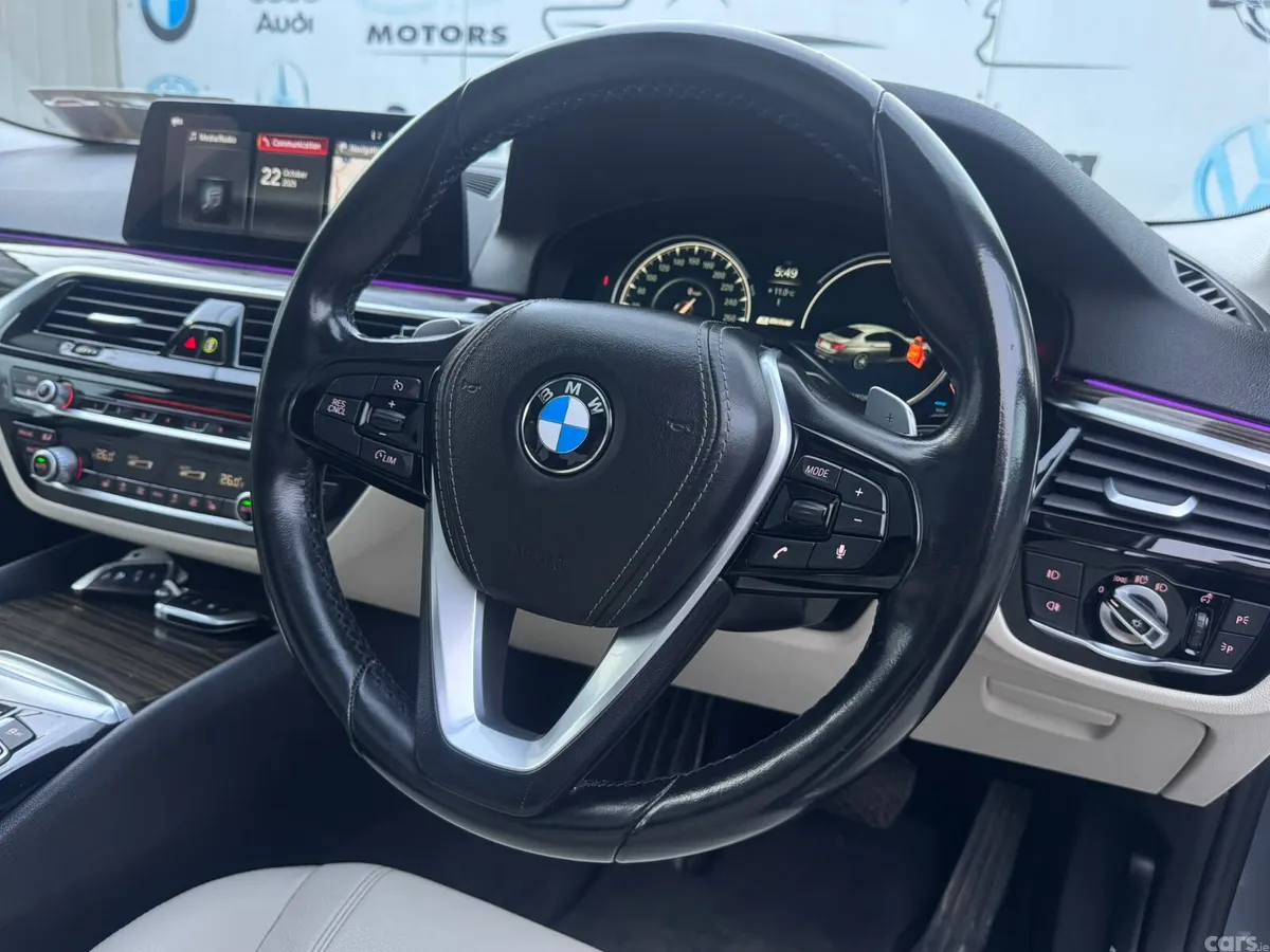 BMW 5-Series Saloon, Petrol Plug-in Hybrid, 2017, Blue
