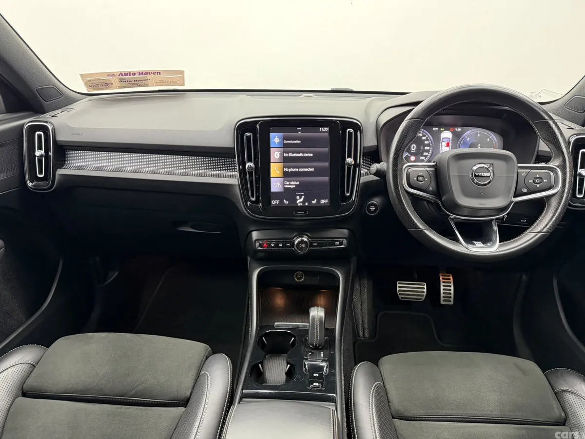 Volvo XC40 Estate, Diesel, 2019, White