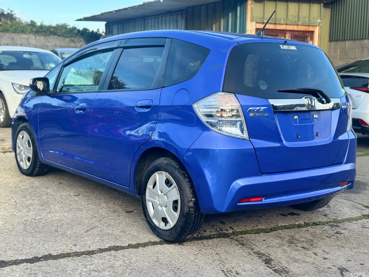 Honda Fit Hatchback, Petrol Hybrid, 2012, Blue