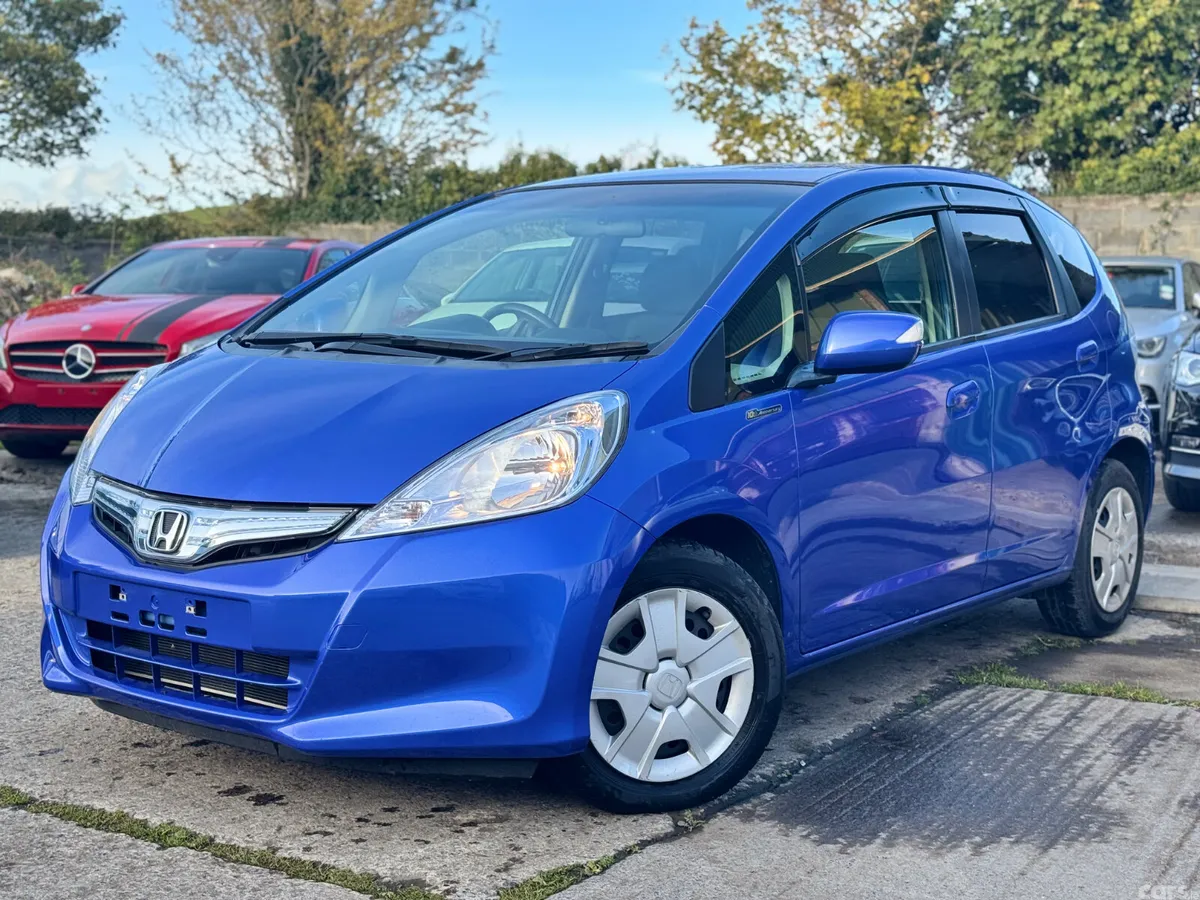 Honda Fit Hatchback, Petrol Hybrid, 2012, Blue