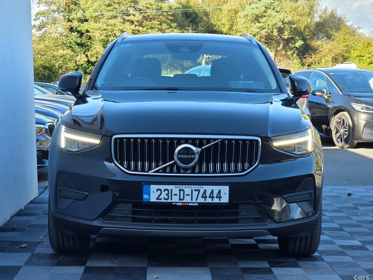 Volvo XC40 SUV, Petrol Plug-in Hybrid, 2023, Black