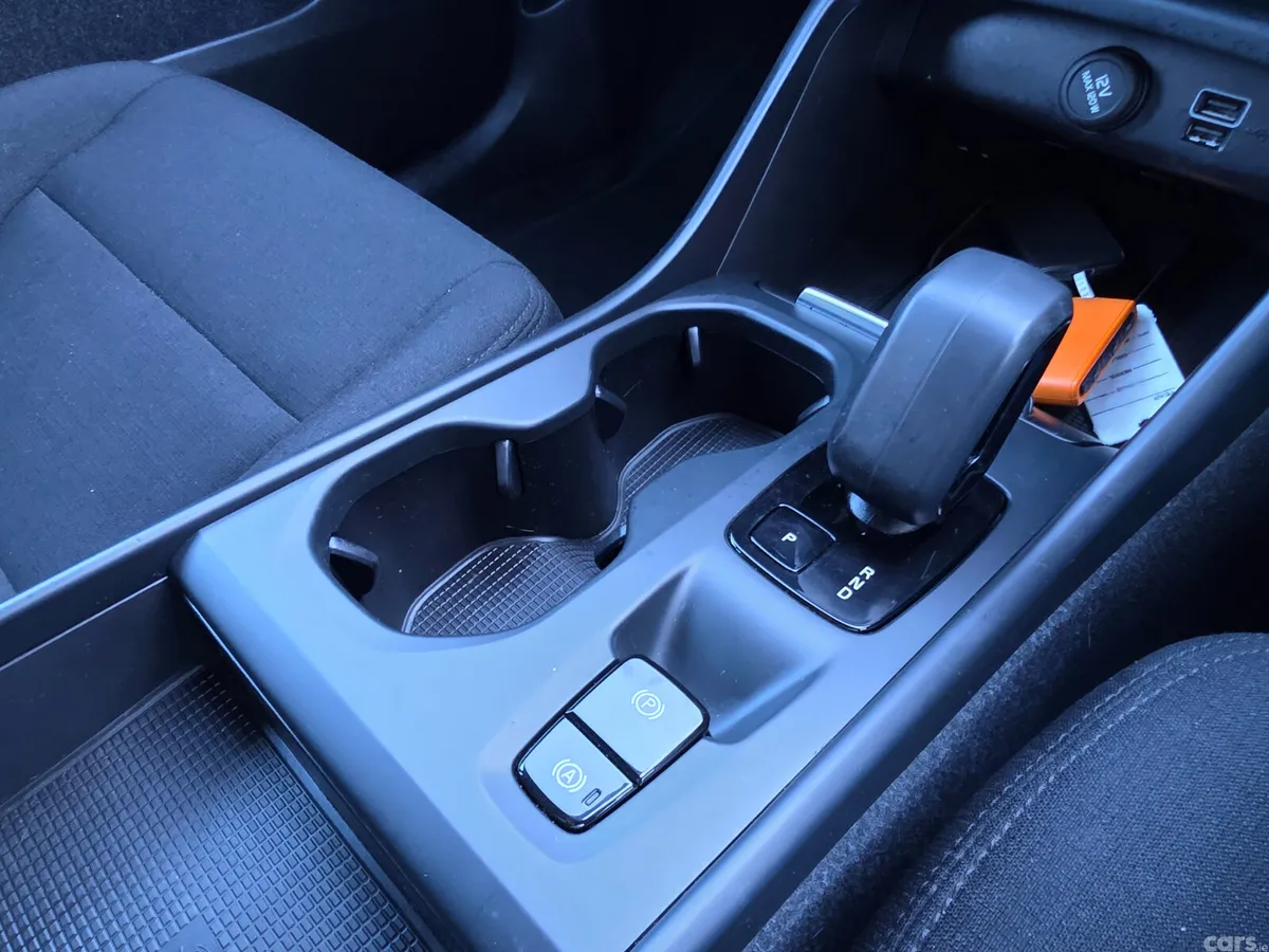 Volvo XC40 SUV, Petrol Plug-in Hybrid, 2023, Black
