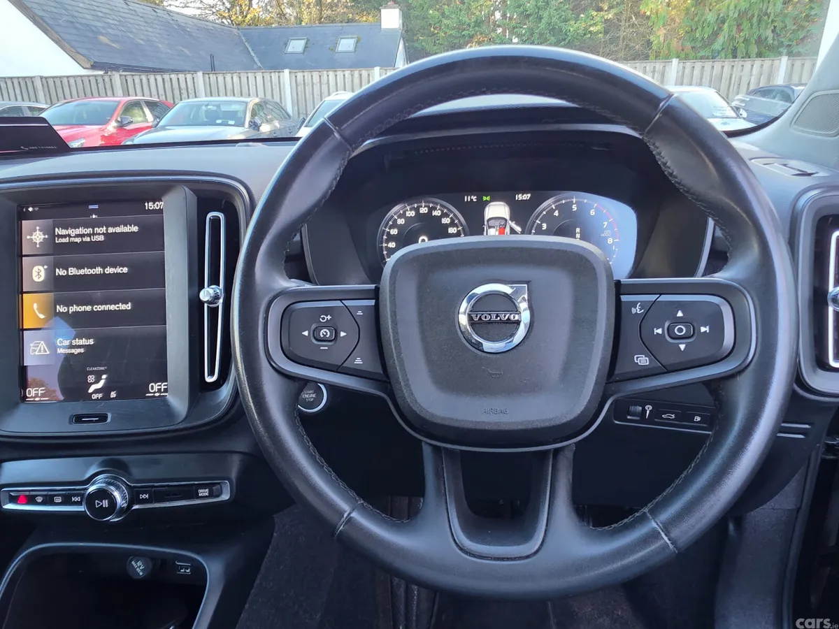 Volvo XC40 SUV, Petrol Plug-in Hybrid, 2023, Black