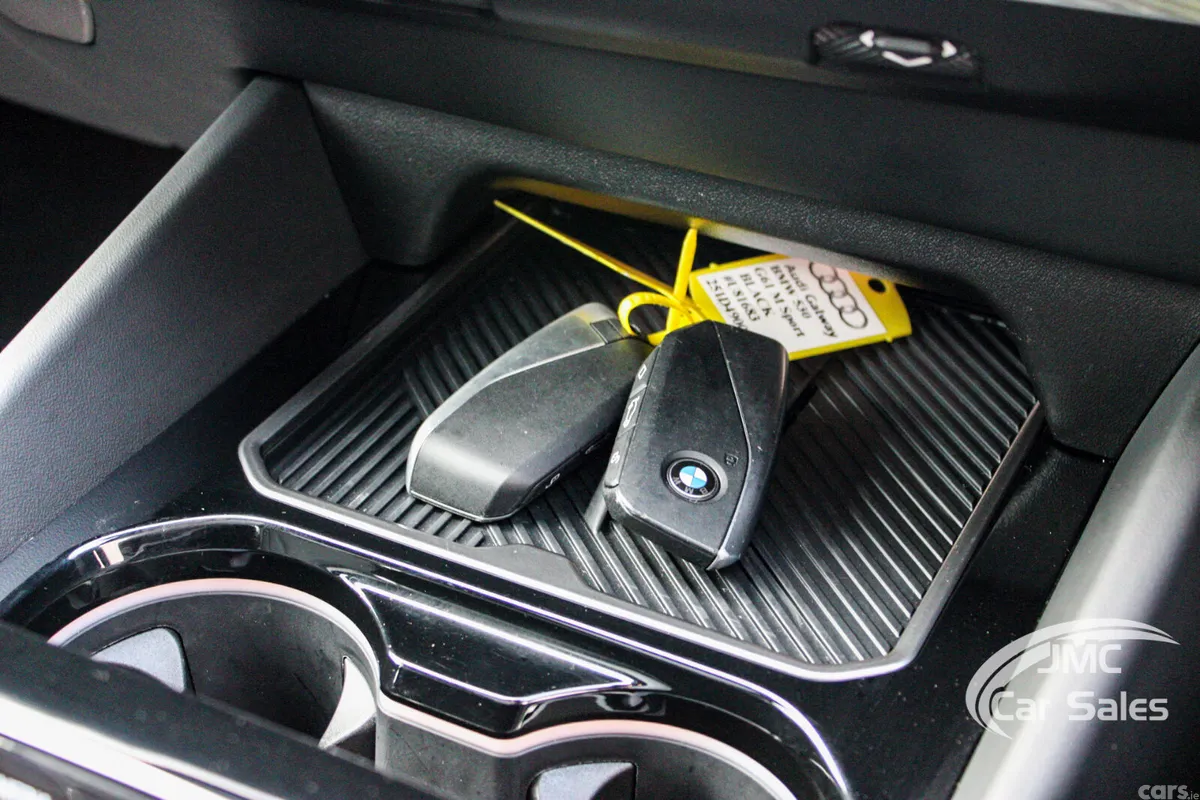 BMW 5-Series Estate, Petrol Plug-in Hybrid, 2025, Black