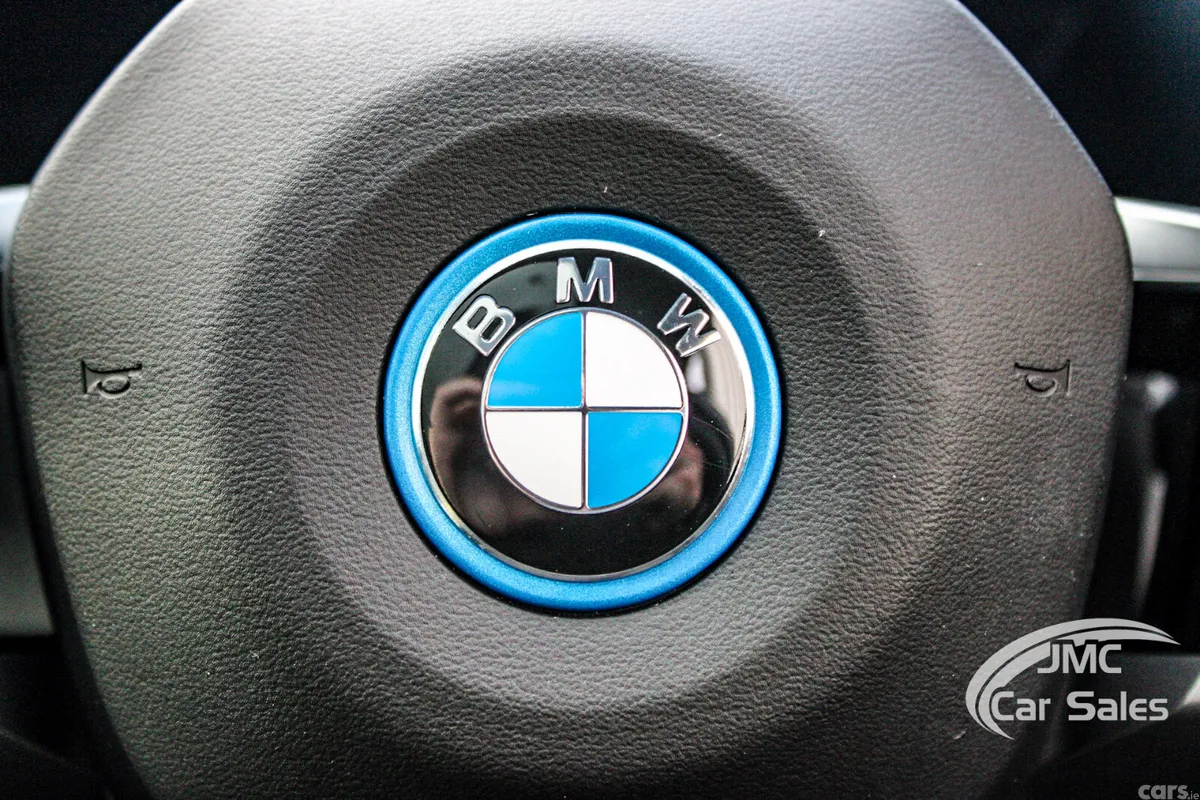 BMW 5-Series Estate, Petrol Plug-in Hybrid, 2025, Black
