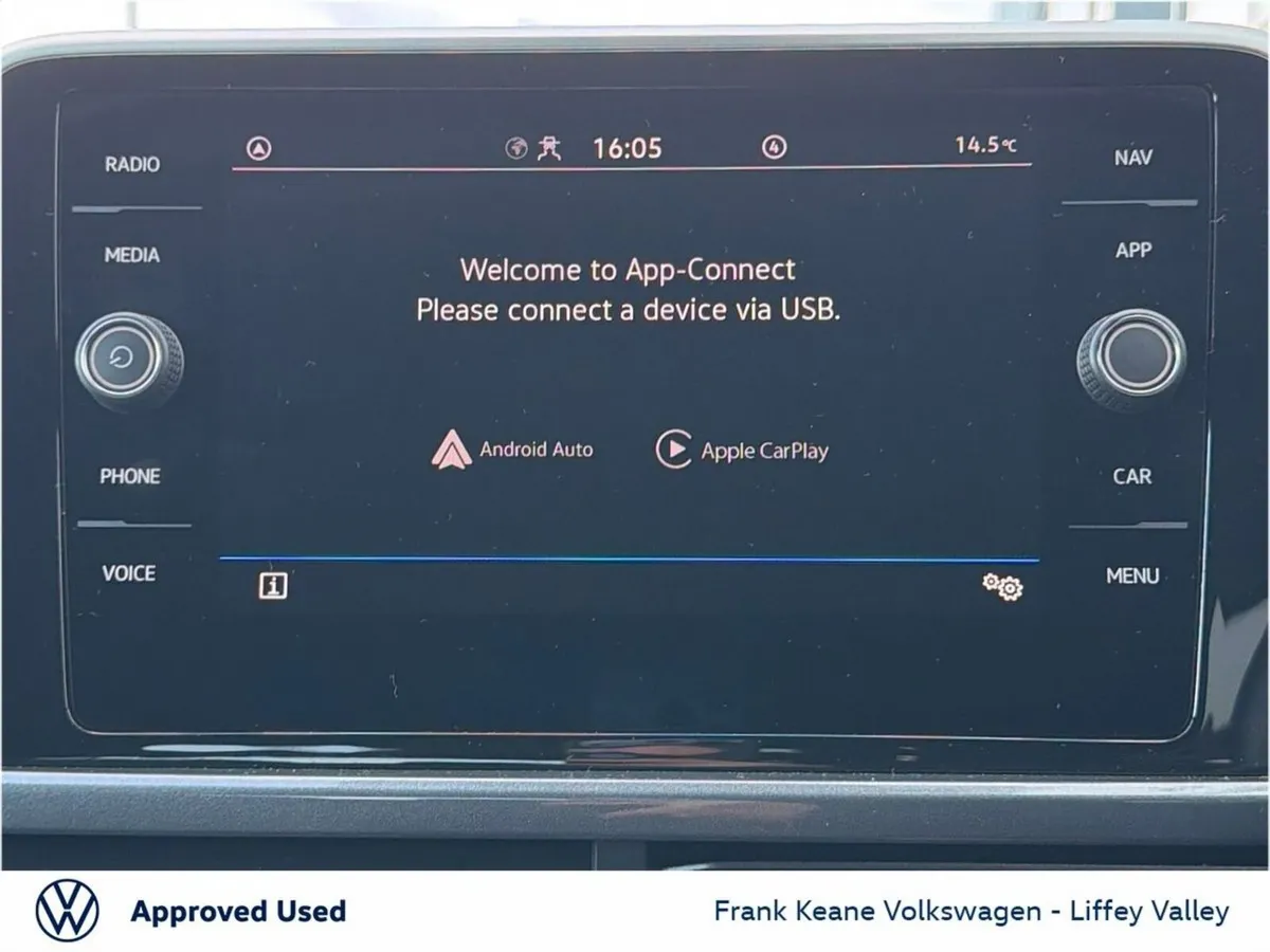 Volkswagen T-Roc SUV, Petrol, 2023, Blue