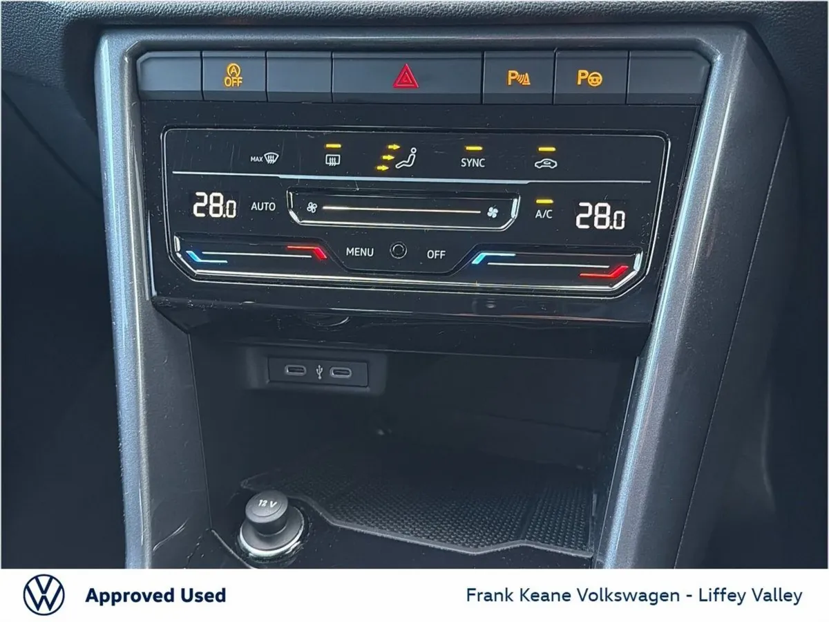 Volkswagen T-Roc SUV, Petrol, 2023, Blue