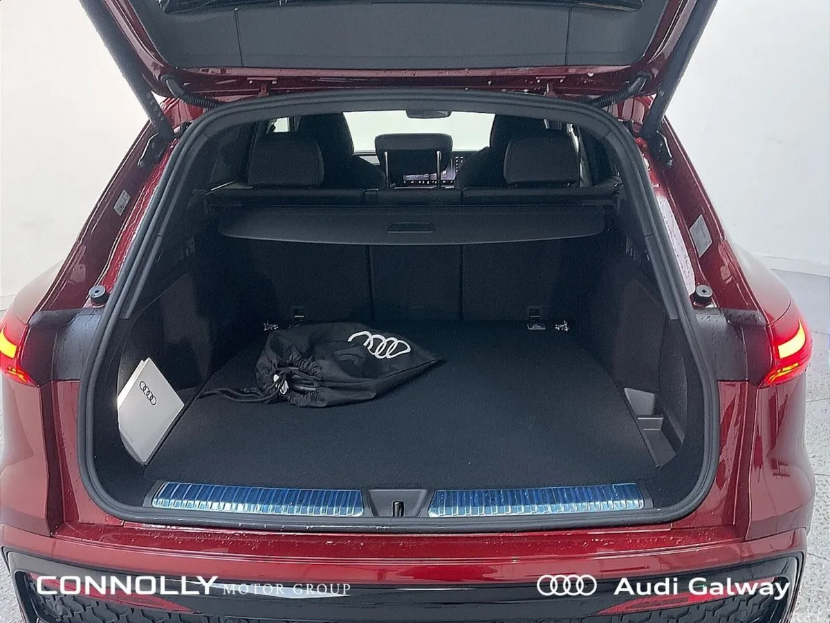 Audi Q5 SUV, Petrol Plug-in Hybrid, 2027, Red