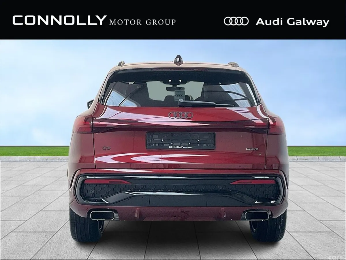 Audi Q5 SUV, Petrol Plug-in Hybrid, 2027, Red