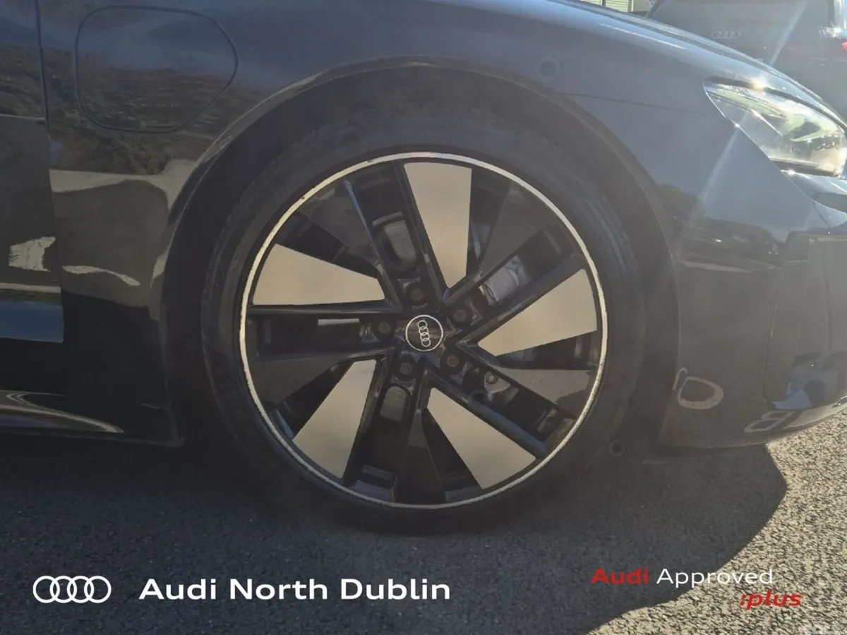 Audi e-tron GT quattro Hatchback, Electric, 2023, Black
