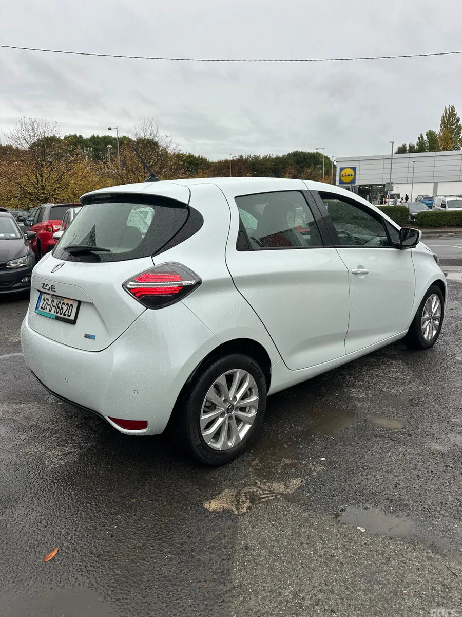 Renault Zoe Hatchback, Electric, 2022, White
