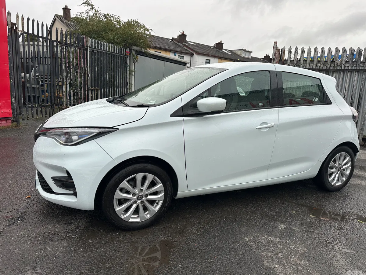 Renault Zoe Hatchback, Electric, 2022, White