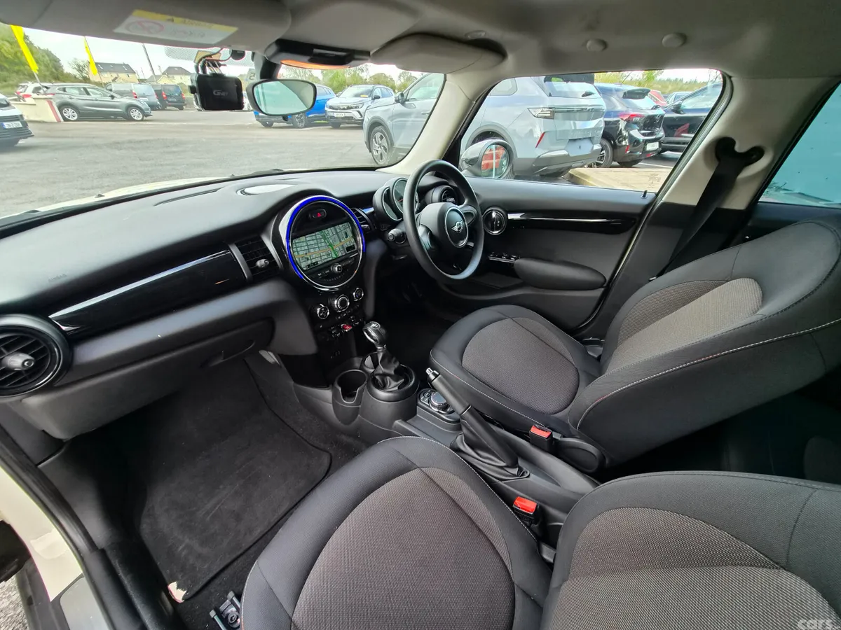 Mini Countryman Hatchback, Petrol, 2016, Beige