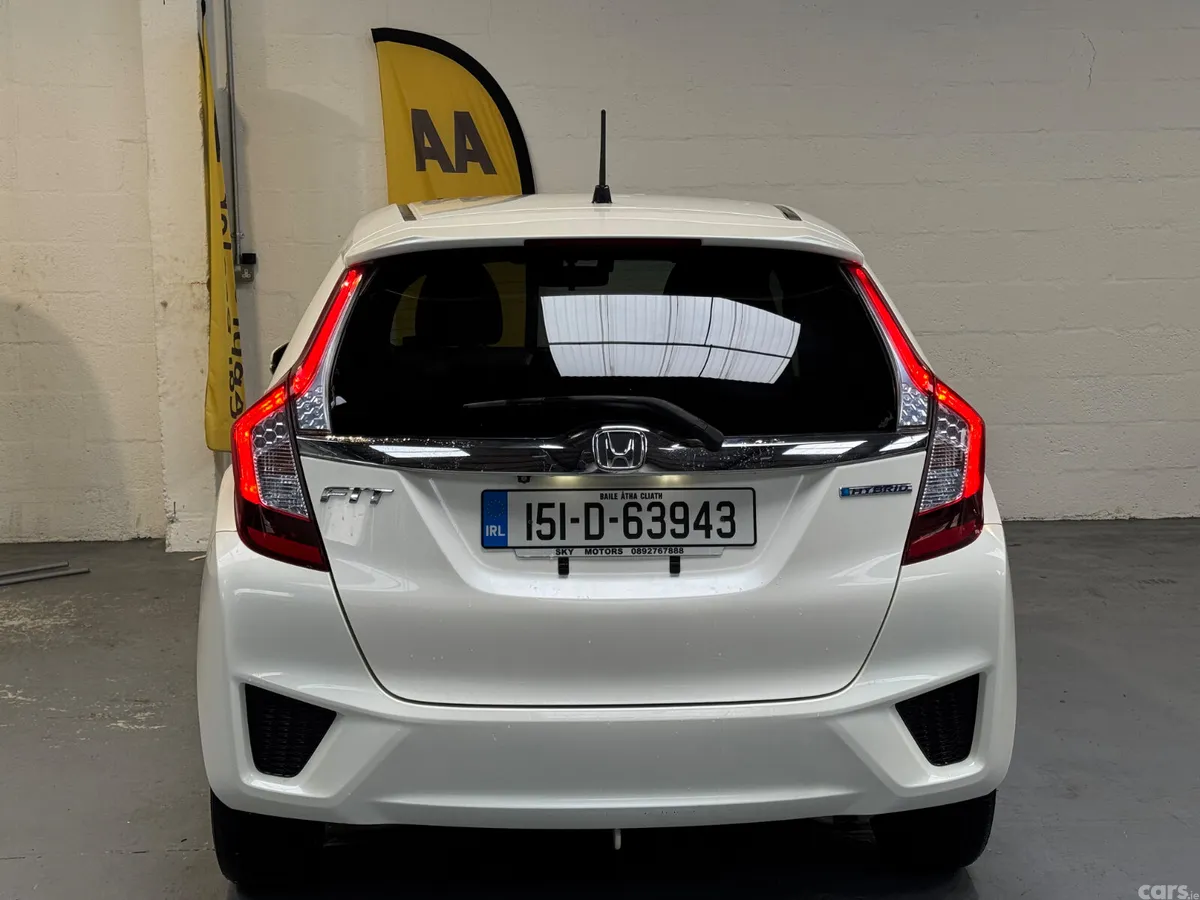 Honda Fit Hatchback, Petrol Hybrid, 2015, White