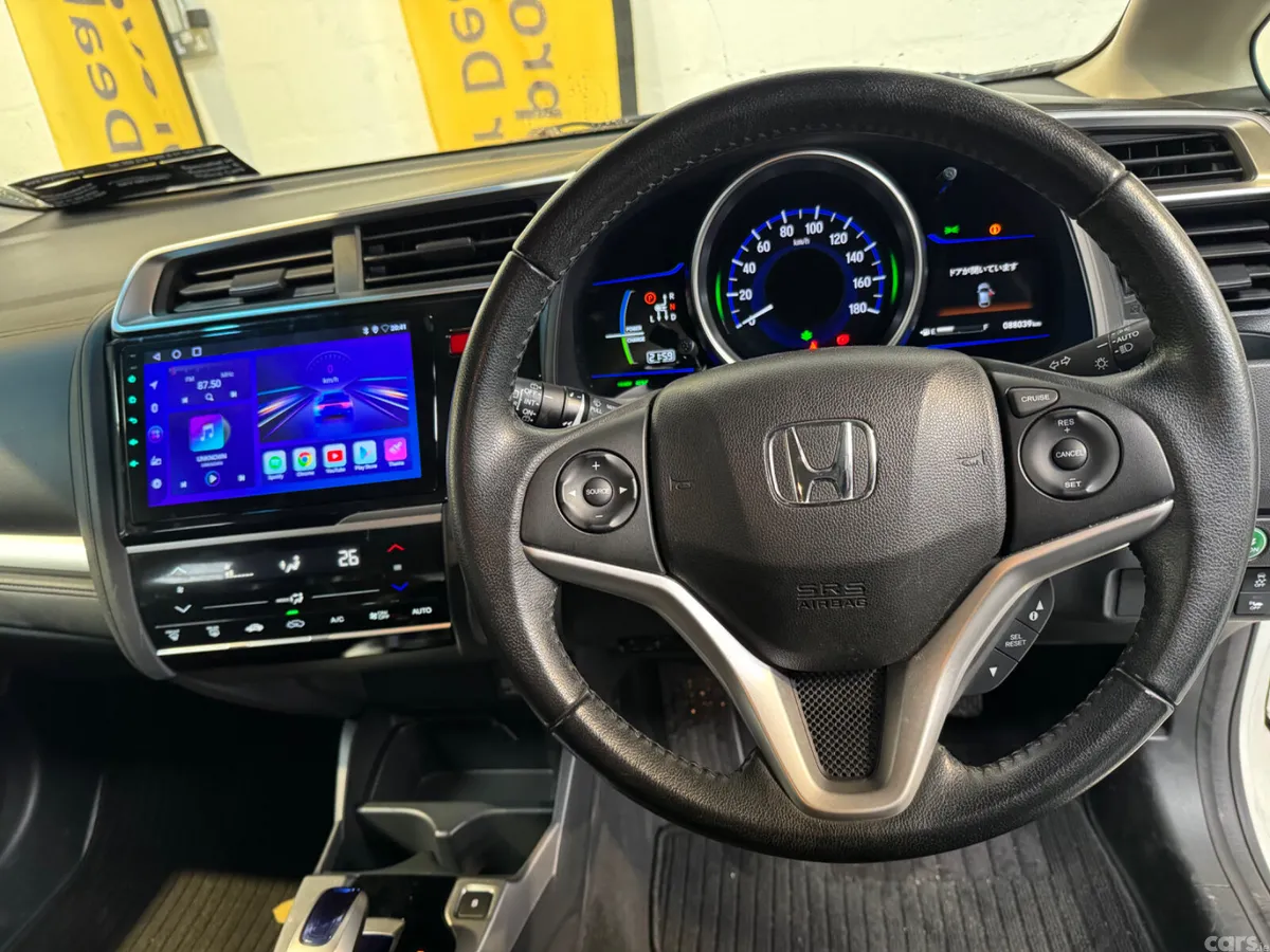 Honda Fit Hatchback, Petrol Hybrid, 2015, White
