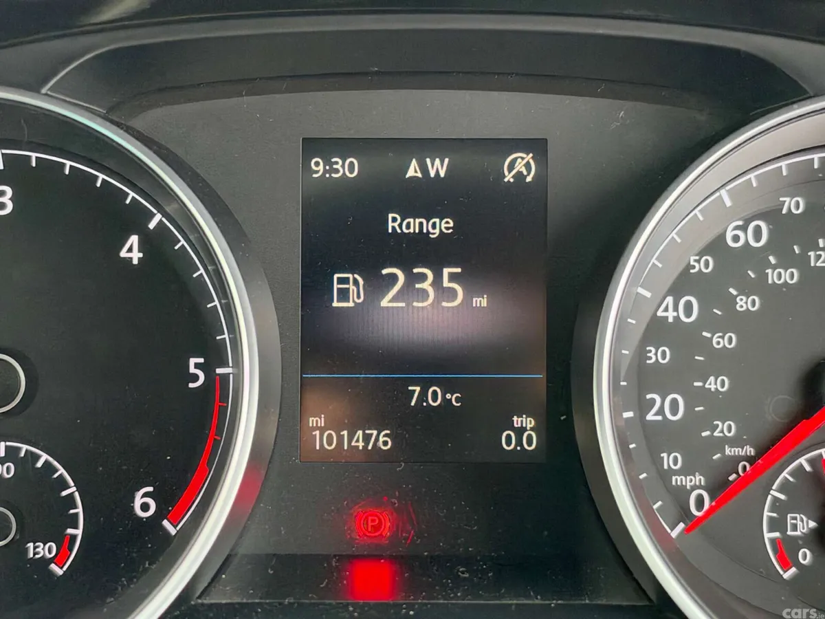 Volkswagen Touran MPV, Diesel, 2018, Black