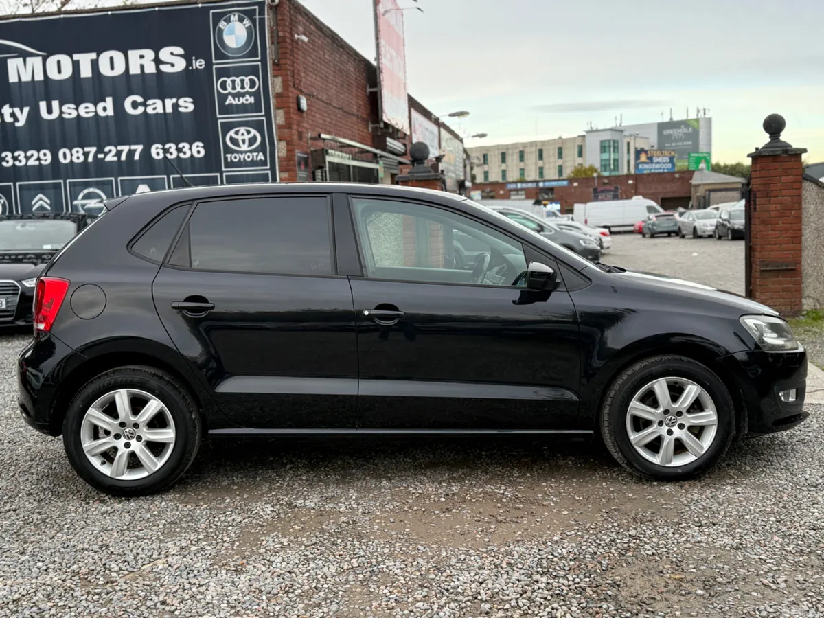 Volkswagen Polo Hatchback, Petrol, 2012, Black