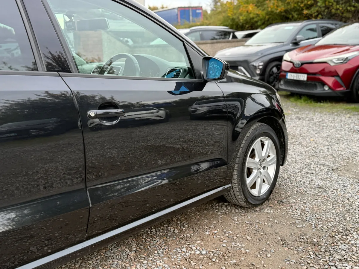 Volkswagen Polo Hatchback, Petrol, 2012, Black