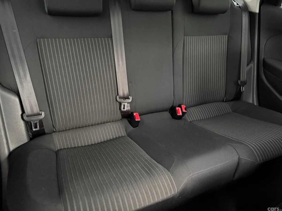 Volkswagen Polo Hatchback, Petrol, 2012, Black