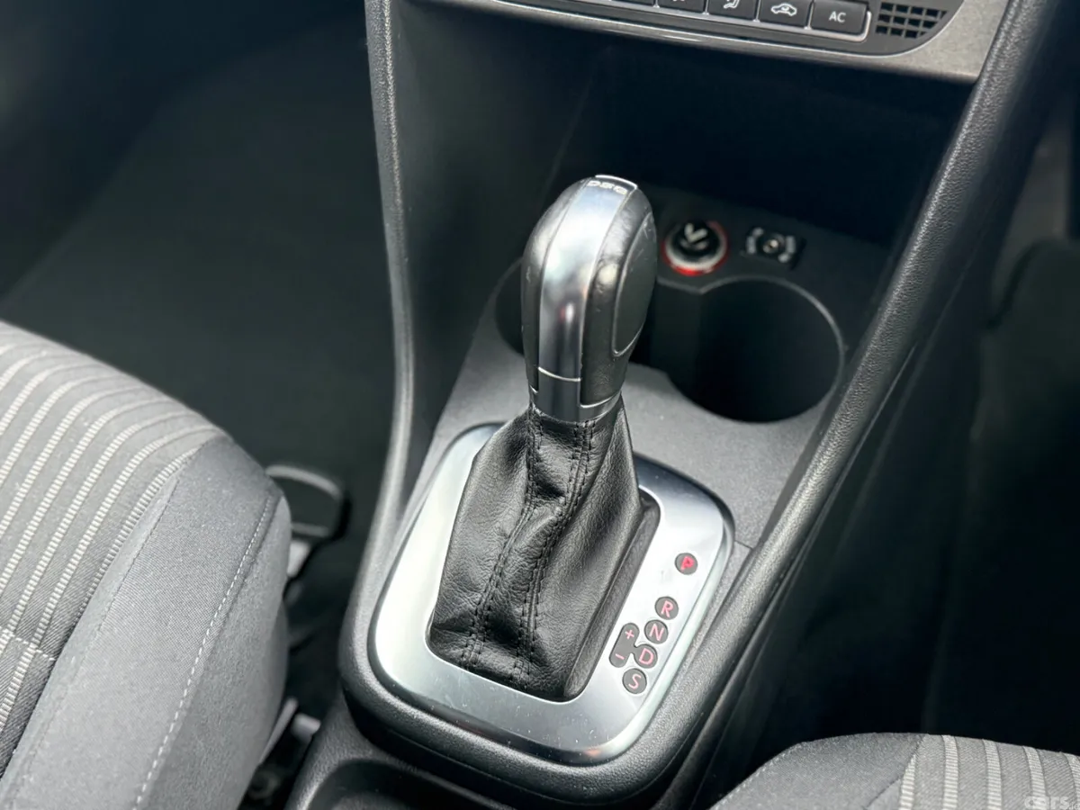Volkswagen Polo Hatchback, Petrol, 2012, Black
