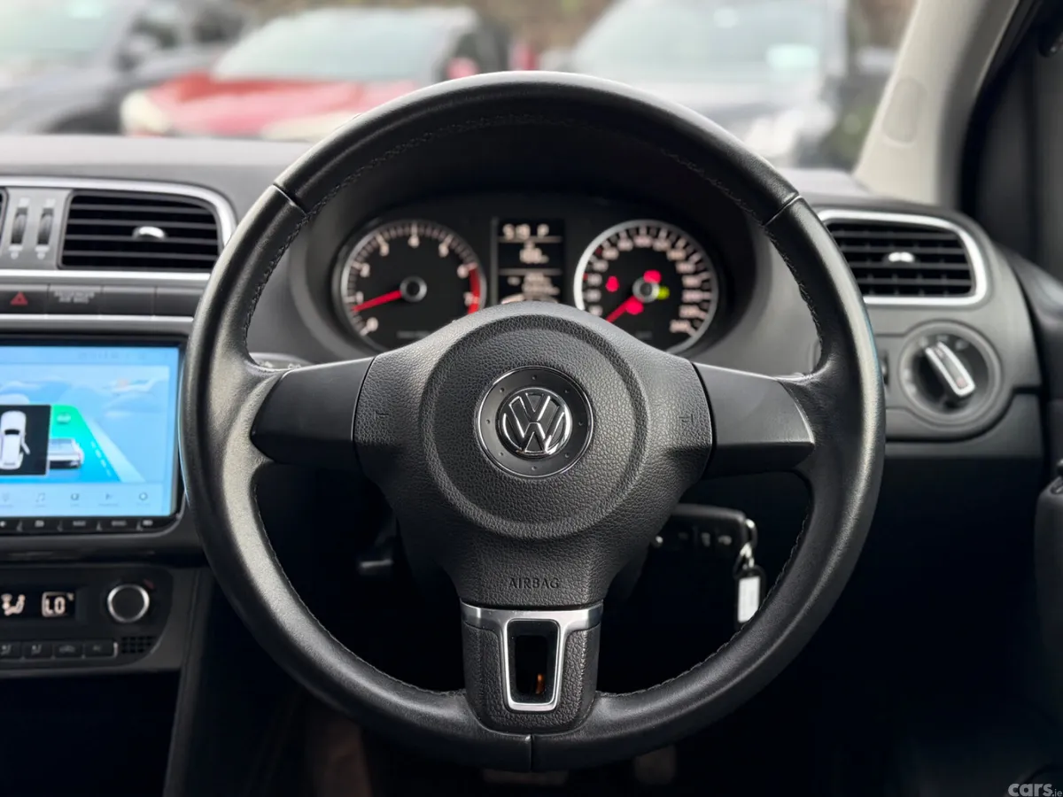 Volkswagen Polo Hatchback, Petrol, 2012, Black