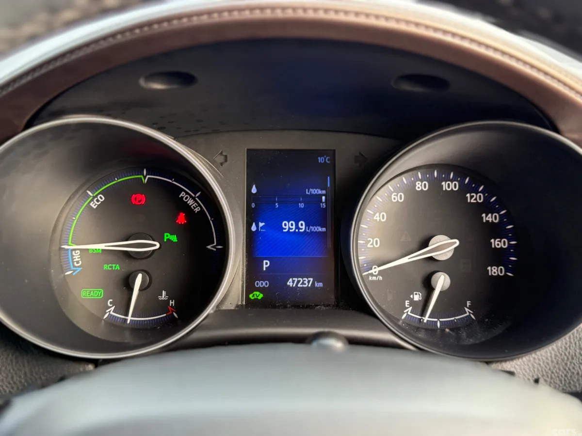 Toyota C-HR SUV, Petrol Hybrid, 2018, White