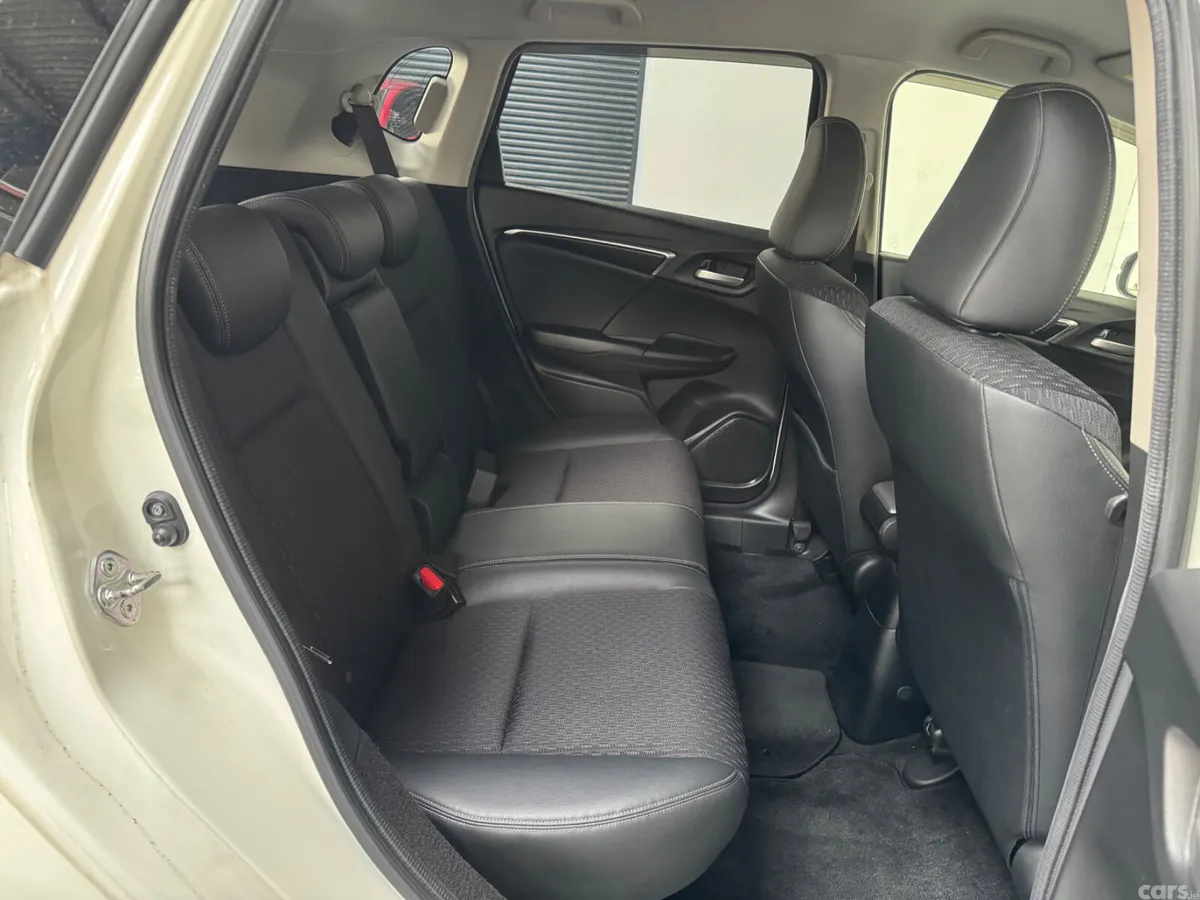 Honda Fit Hatchback, Petrol Hybrid, 2014, White