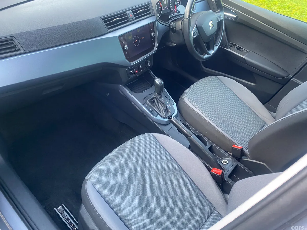 SEAT Arona SUV, Petrol, 2021, Grey