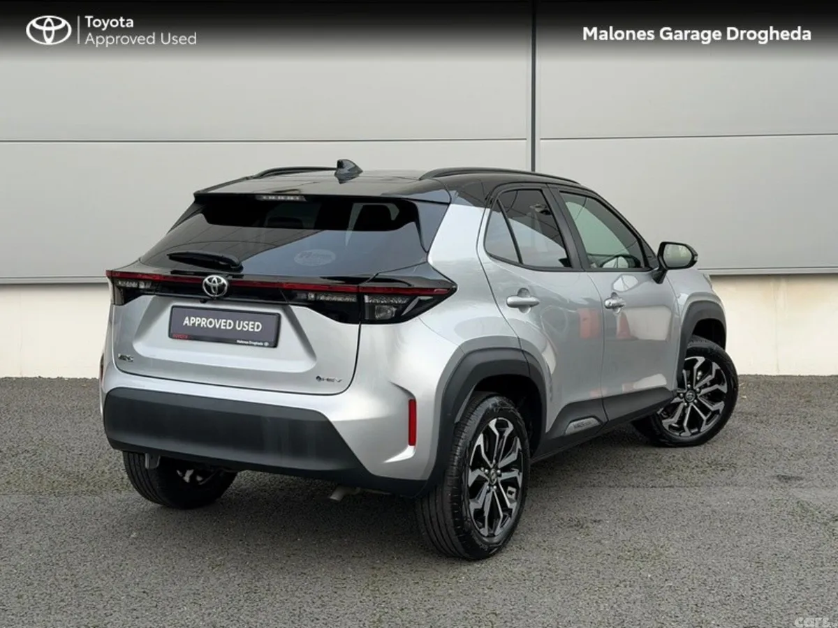 Toyota Yaris Cross Hatchback, Petrol Hybrid, 2026, Grey