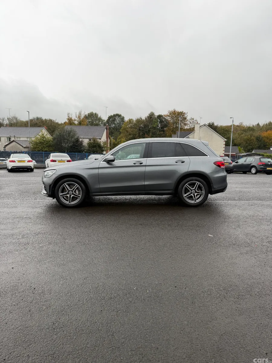 Mercedes-Benz 220 SUV, Diesel, 2022, Grey
