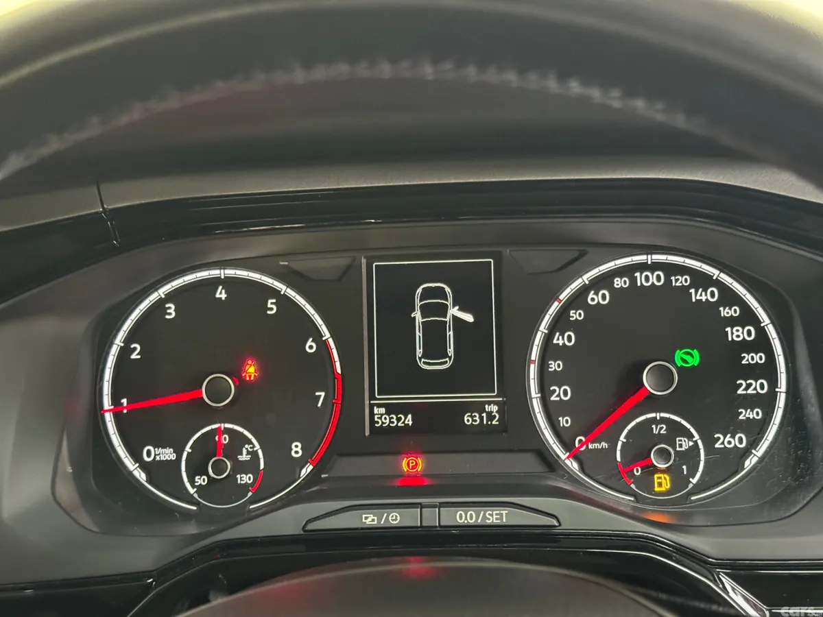 Volkswagen Polo Hatchback, Petrol, 2018, White