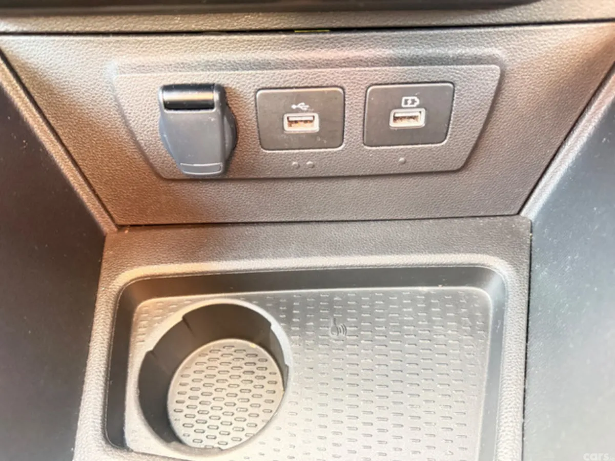 Dacia Duster SUV, Diesel, 2023, Orange