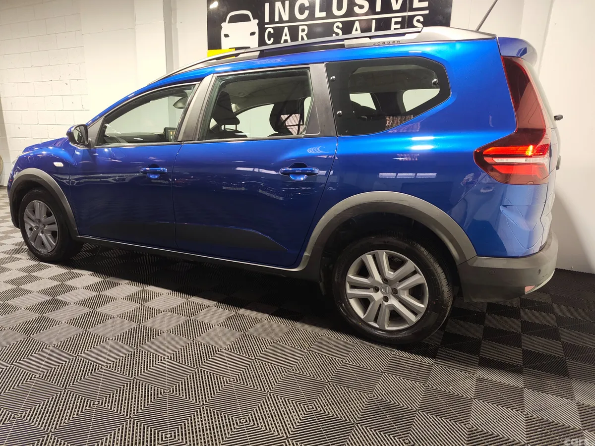 Dacia Jogger MPV, Petrol, 2022, Blue